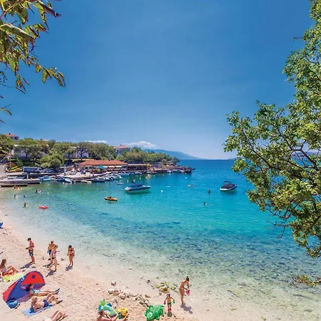 Cozy In With Kitchen Apartmán